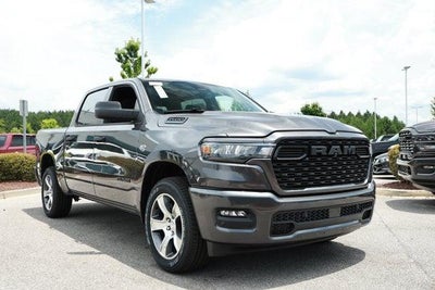 2026 RAM Ram 1500 RAM 1500 EXPRESS CREW CAB 4X2 5'7' BOX