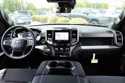2026 RAM Ram 1500 RAM 1500 EXPRESS CREW CAB 4X2 5'7' BOX