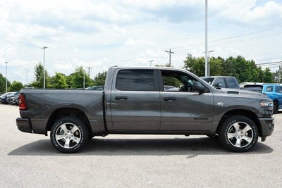 2026 RAM Ram 1500 RAM 1500 EXPRESS CREW CAB 4X2 5'7' BOX