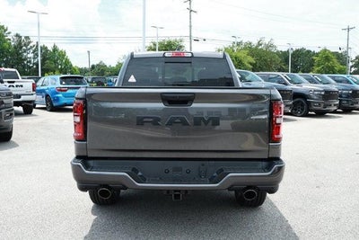 2026 RAM Ram 1500 RAM 1500 EXPRESS CREW CAB 4X2 5'7' BOX