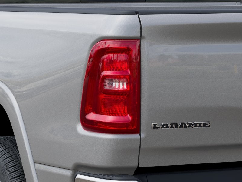 2027 RAM Ram 1500 RAM 1500 LARAMIE CREW CAB 4X2 5'7' BOX