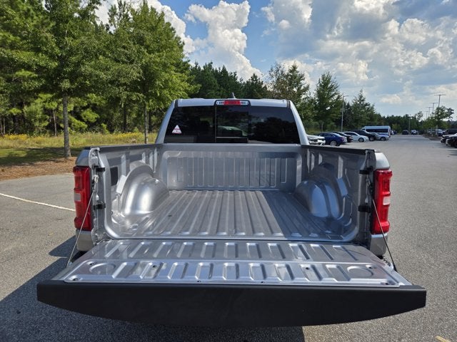 2026 RAM Ram 1500 RAM 1500 LARAMIE CREW CAB 4X2 5'7' BOX
