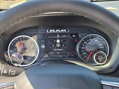 2026 RAM Ram 1500 RAM 1500 LARAMIE CREW CAB 4X2 5'7' BOX