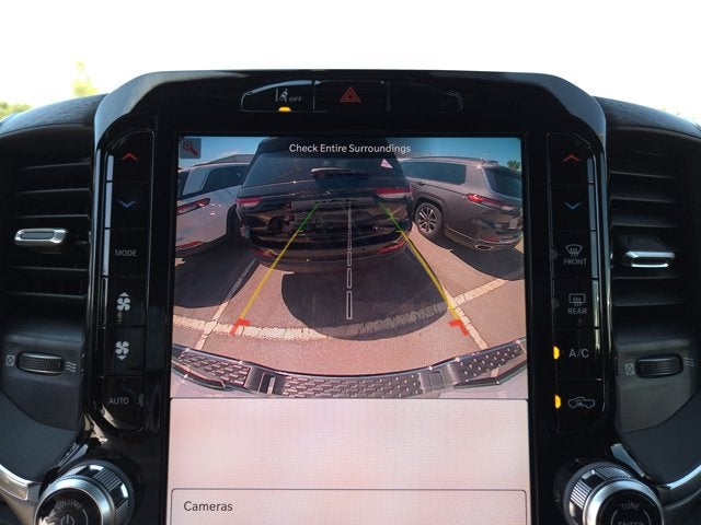 2026 RAM Ram 1500 RAM 1500 LARAMIE CREW CAB 4X2 5'7' BOX