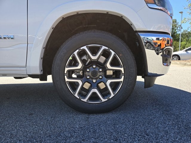 2026 RAM Ram 1500 RAM 1500 LARAMIE CREW CAB 4X2 5'7' BOX