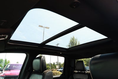 2021 RAM 1500 Laramie Crew Cab 4x2 5'7' Box