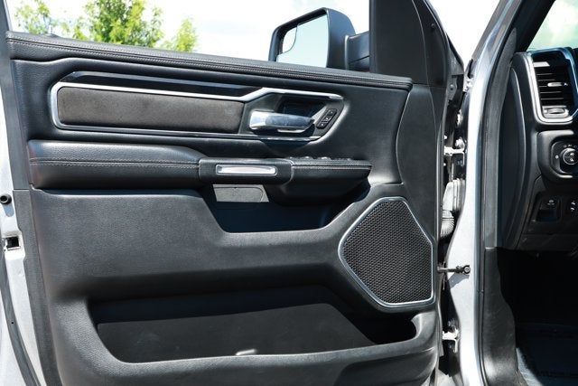 2021 RAM 1500 Laramie Crew Cab 4x2 5'7' Box
