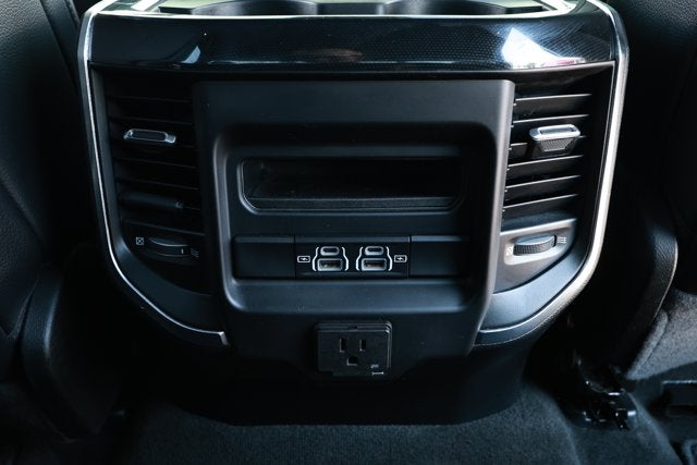 2021 RAM 1500 Laramie Crew Cab 4x2 5'7' Box