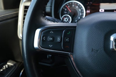 2024 RAM 1500 Laramie Crew Cab 4x2 5'7' Box