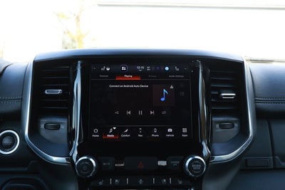 2024 RAM 1500 Laramie Crew Cab 4x2 5'7' Box