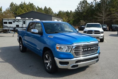 2024 RAM 1500 Laramie Crew Cab 4x2 5'7' Box