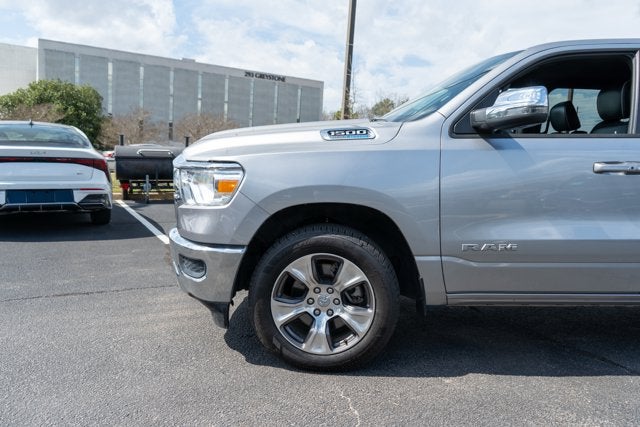 2024 RAM 1500 Laramie Crew Cab 4x2 5'7' Box