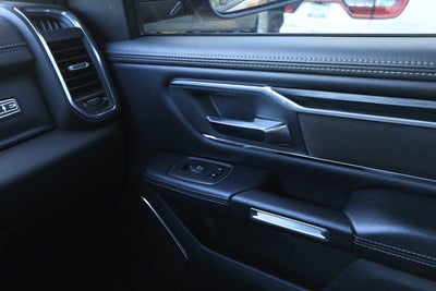 2024 RAM 1500 Laramie Crew Cab 4x2 5'7' Box