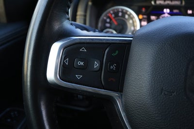 2023 RAM 1500 Laramie Crew Cab 4x2 6'4' Box