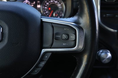 2023 RAM 1500 Laramie Crew Cab 4x2 6'4' Box