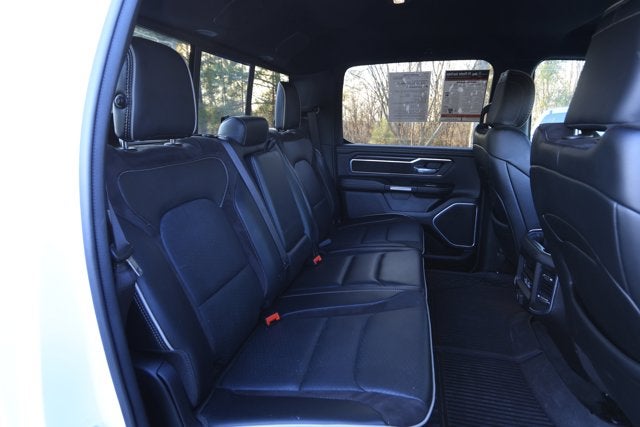 2023 RAM 1500 Laramie Crew Cab 4x2 6'4' Box