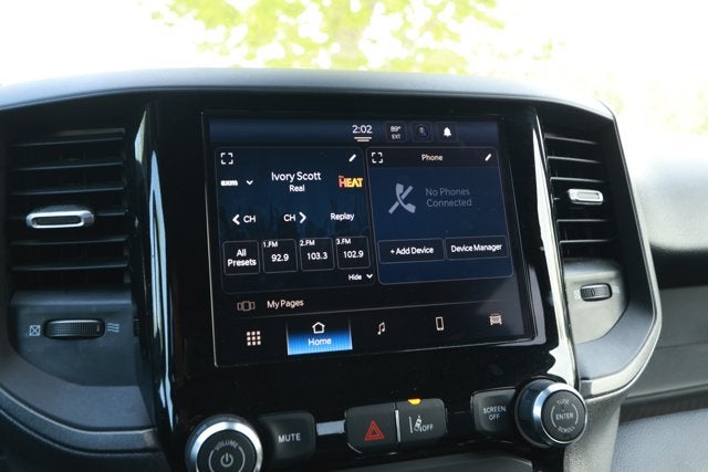 2025 RAM 1500 Tradesman Crew Cab 4x4 5'7' Box