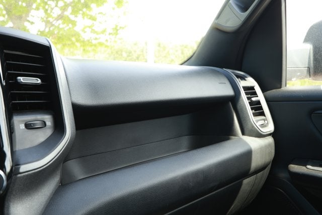2025 RAM 1500 Tradesman Crew Cab 4x4 5'7' Box
