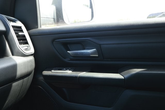 2025 RAM 1500 Tradesman Crew Cab 4x4 5'7' Box