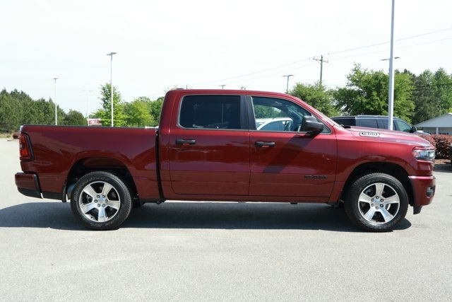 2025 RAM 1500 Tradesman Crew Cab 4x4 5'7' Box
