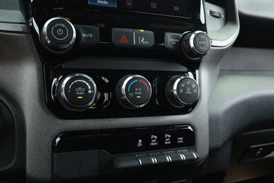2025 RAM 1500 Tradesman Crew Cab 4x4 5'7' Box