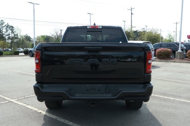 2025 RAM 1500 Tradesman Crew Cab 4x4 5'7' Box