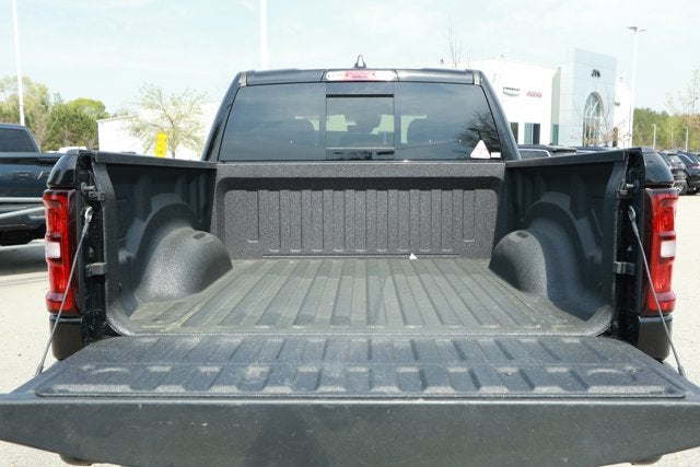 2025 RAM 1500 Tradesman Crew Cab 4x4 5'7' Box