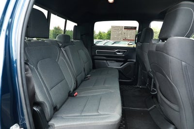 2022 RAM 1500 Big Horn Crew Cab 4x4 6'4' Box