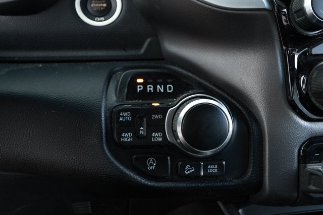 2020 RAM 1500 Big Horn Crew Cab 4x4 5'7' Box