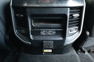 2020 RAM 1500 Big Horn Crew Cab 4x4 5'7' Box