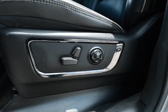 2022 RAM 1500 Limited Crew Cab 4x4 5'7' Box