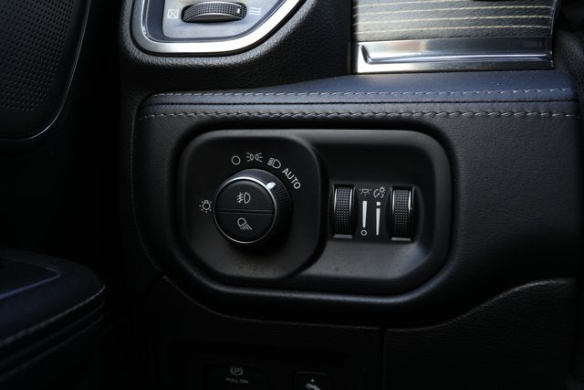 2020 RAM 1500 Limited Crew Cab 4x4 5'7' Box