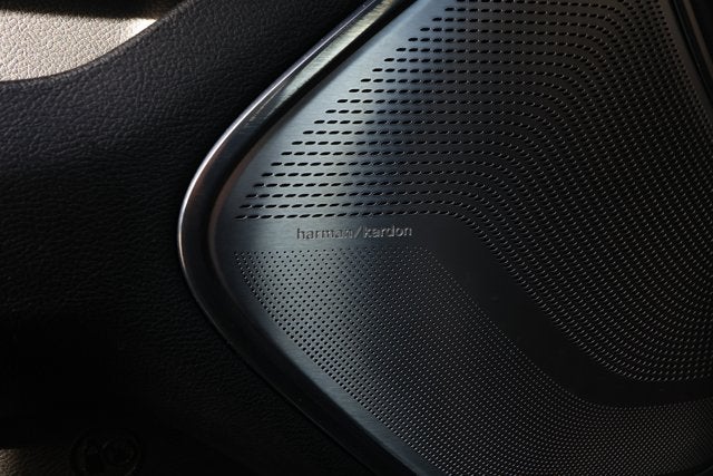 2020 RAM 1500 Limited Crew Cab 4x4 5'7' Box