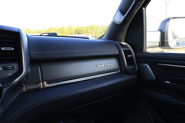 2020 RAM 1500 Limited Crew Cab 4x4 5'7' Box