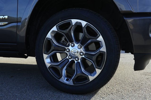 2020 RAM 1500 Limited Crew Cab 4x4 5'7' Box