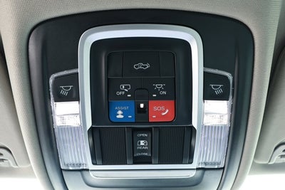 2025 RAM 1500 Laramie Crew Cab 4x4 5'7' Box