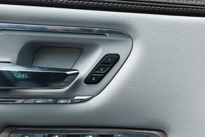 2025 RAM 1500 Laramie Crew Cab 4x4 5'7' Box