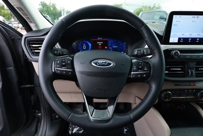 2022 Ford Escape SEL