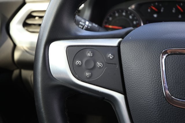 2023 GMC Acadia AWD SLT