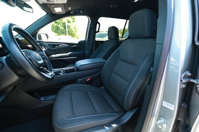 2024 Chevrolet Traverse FWD LT
