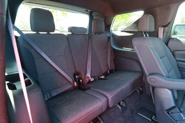 2024 Chevrolet Traverse FWD LT
