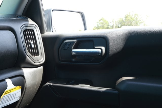 2024 GMC Sierra 1500 2WD Crew Cab Short Box Pro