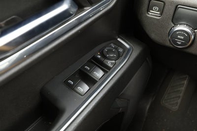 2024 GMC Sierra 1500 2WD Crew Cab Short Box SLT