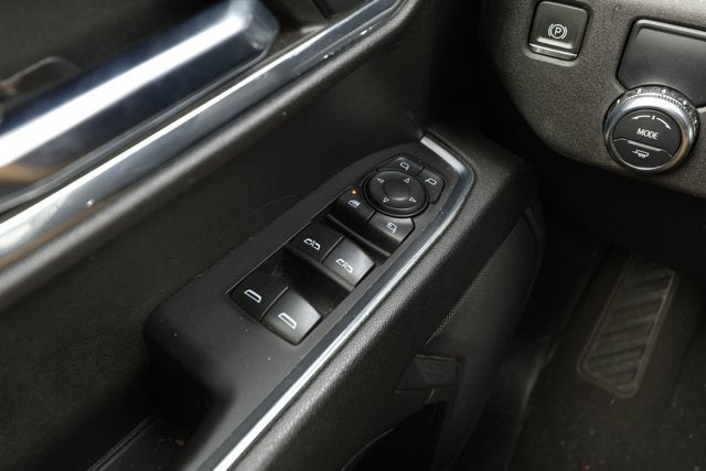 2024 GMC Sierra 1500 2WD Crew Cab Short Box SLT