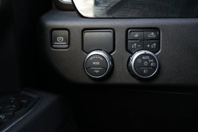 2025 GMC Sierra 1500 2WD Crew Cab Short Box SLT