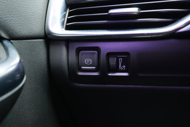 2022 Cadillac XT4 FWD Luxury