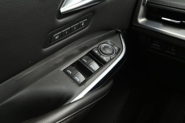 2024 Cadillac XT4 FWD Premium Luxury