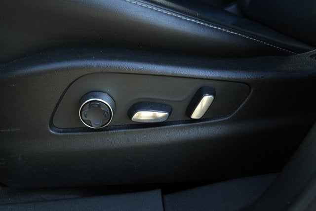 2024 Cadillac XT4 AWD Premium Luxury