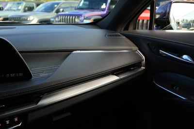 2024 Cadillac XT4 AWD Premium Luxury