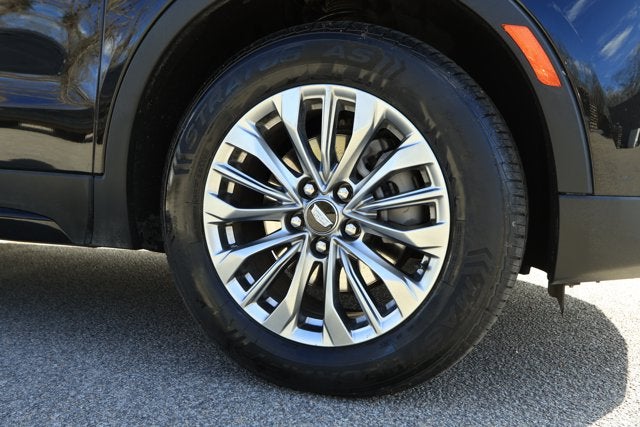 2024 Cadillac XT4 AWD Premium Luxury